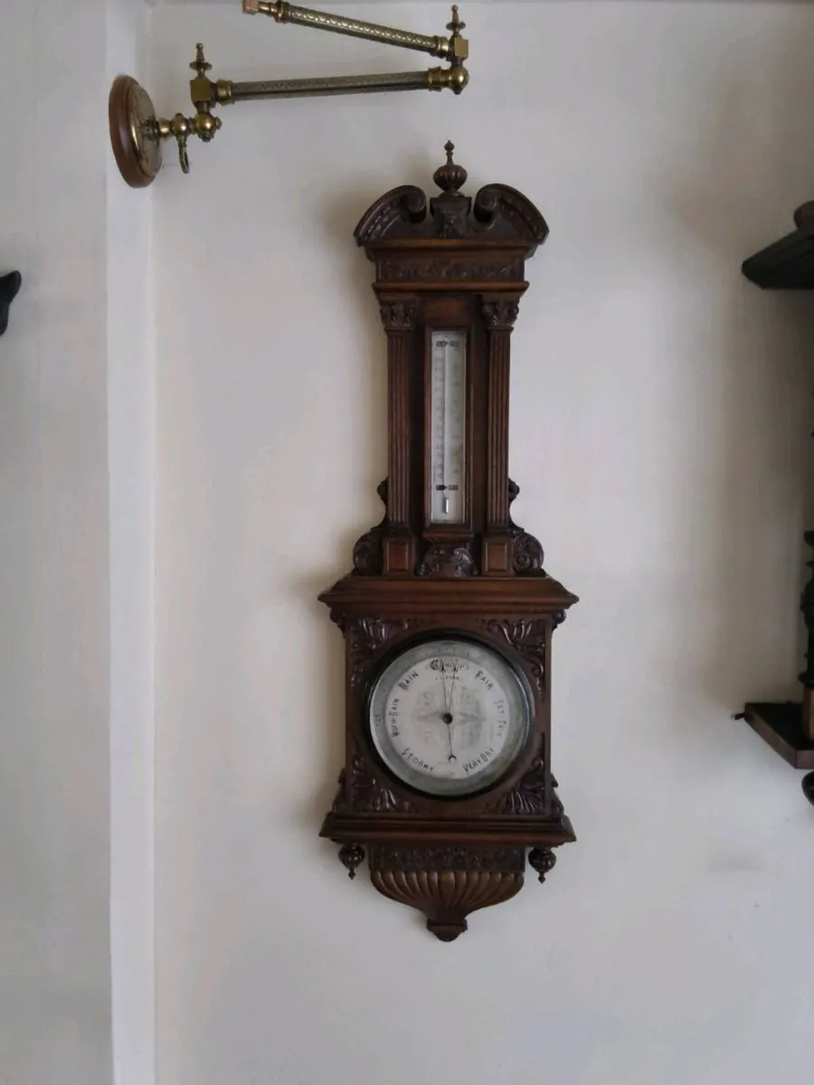 ANTIQUE BAROMETER.