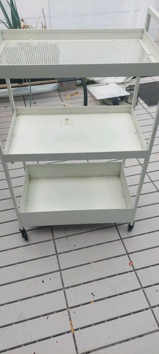 3-Tier Metal Storage Trolley with Wheels – White - Image 1
