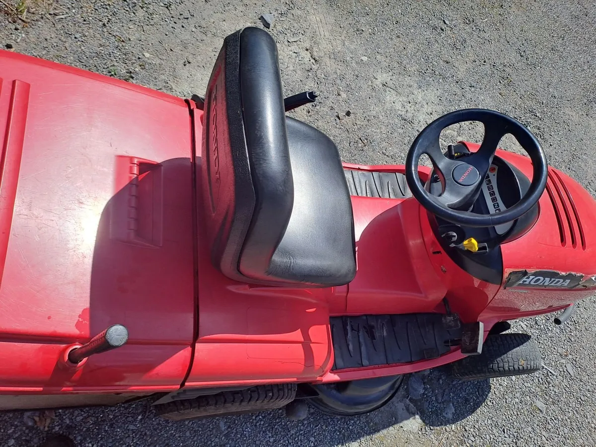 honda ride on lawn mower - Image 2