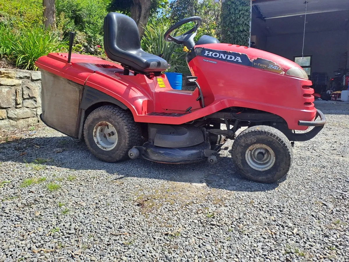 honda ride on lawn mower - Image 1
