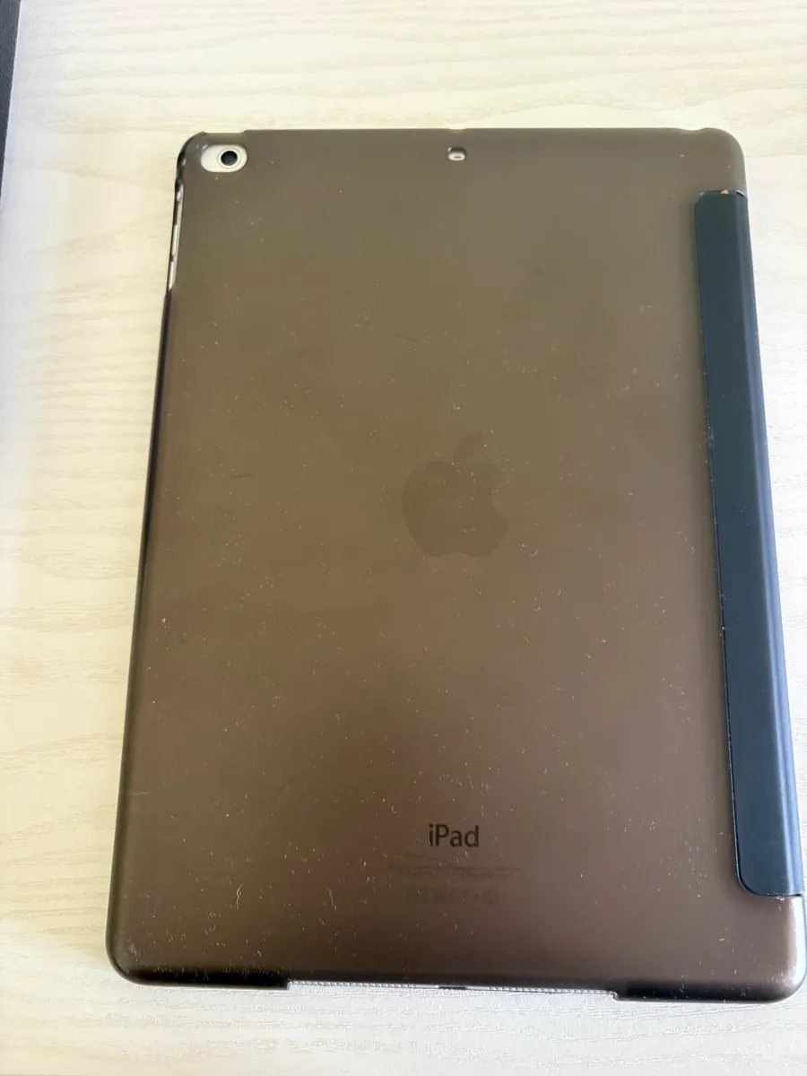 iPad - Image 4