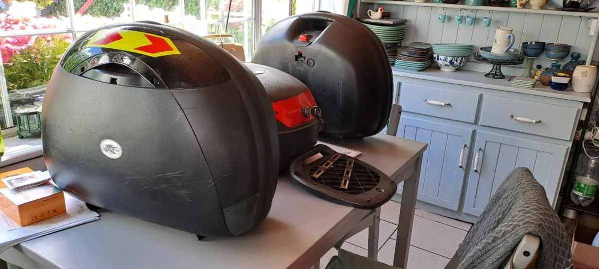 Topbox and panniers - Image 1