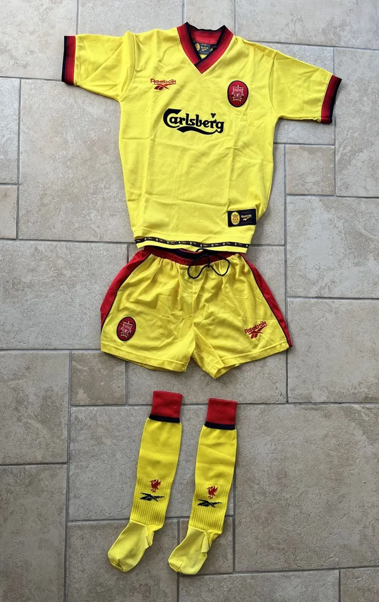Liverpool vintage kit (Jersey, shorts, socks) - Image 2