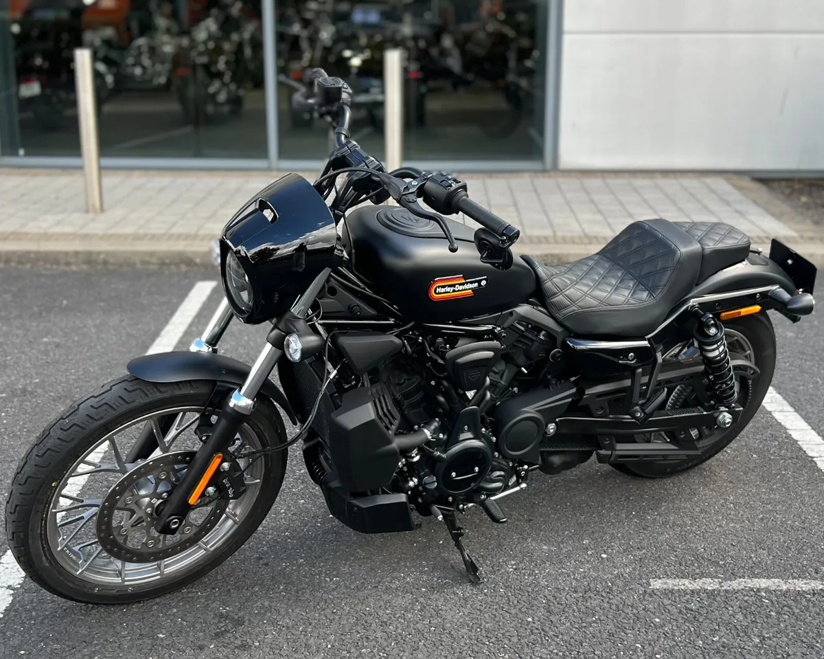 HARLEY-DAVIDSON NIGHTSTER SPECIAL + EXTRAS - Image 3