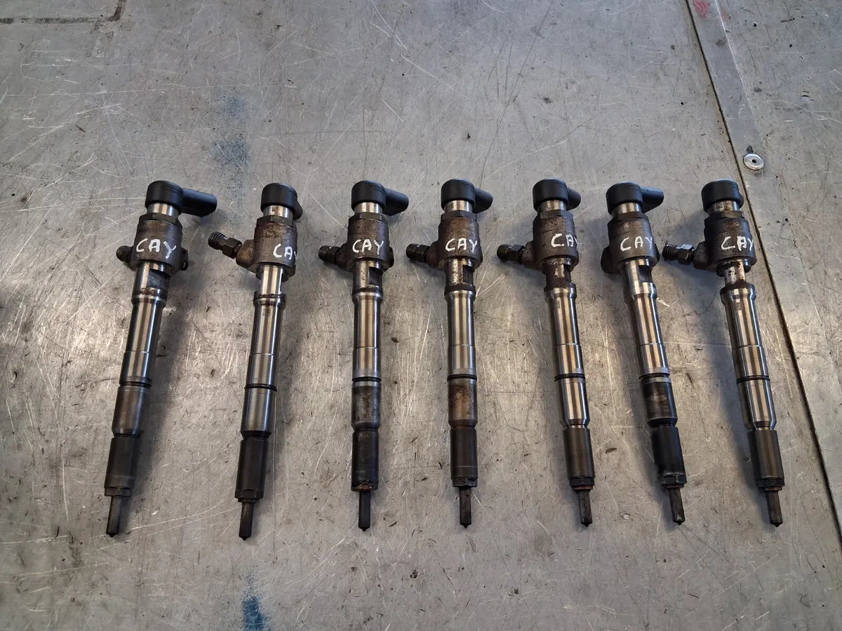 VW   CAY INJECTORS €150 each