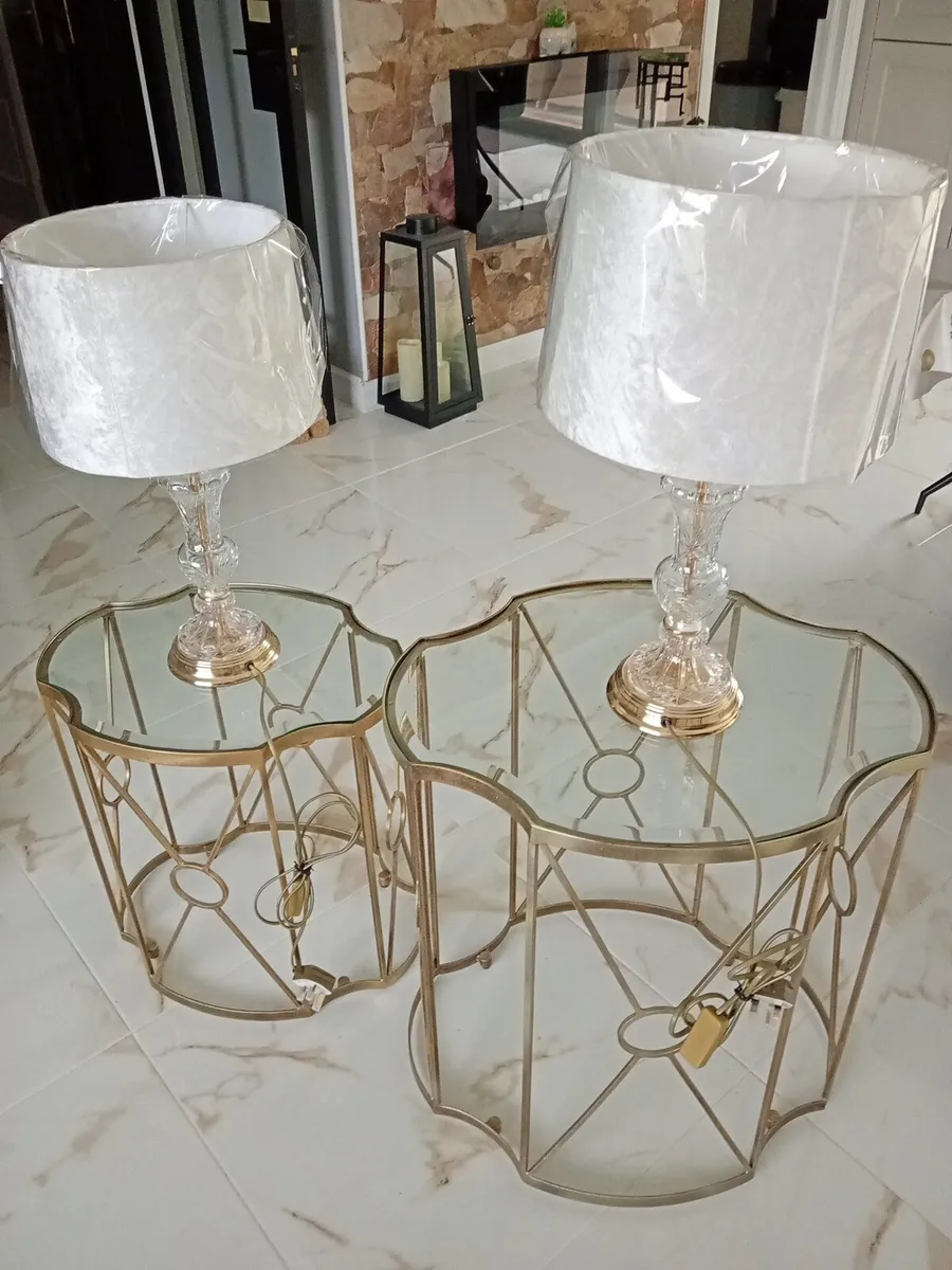 Pair of occasional tables - Image 4