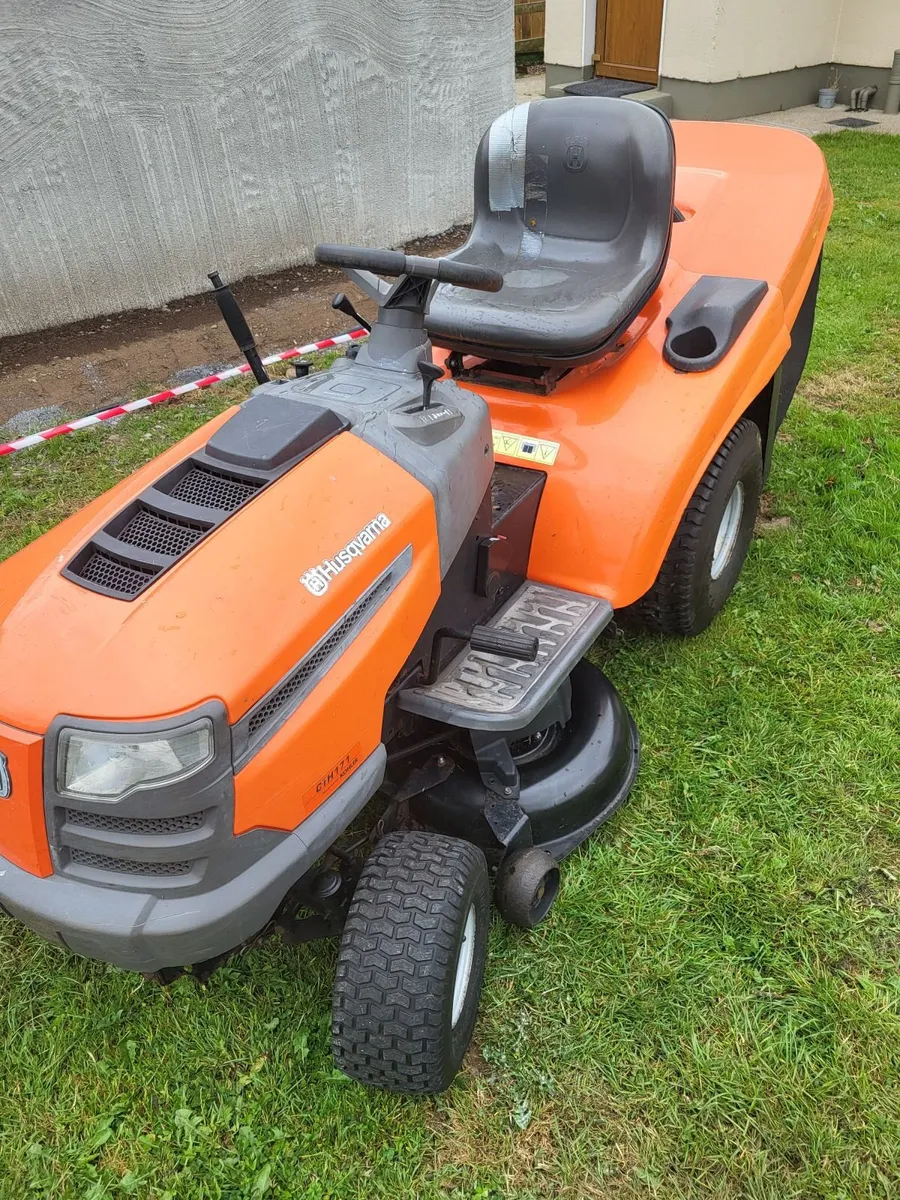 Ride on Lawnmower - Image 3