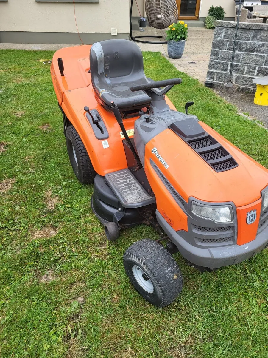 Ride on Lawnmower - Image 4
