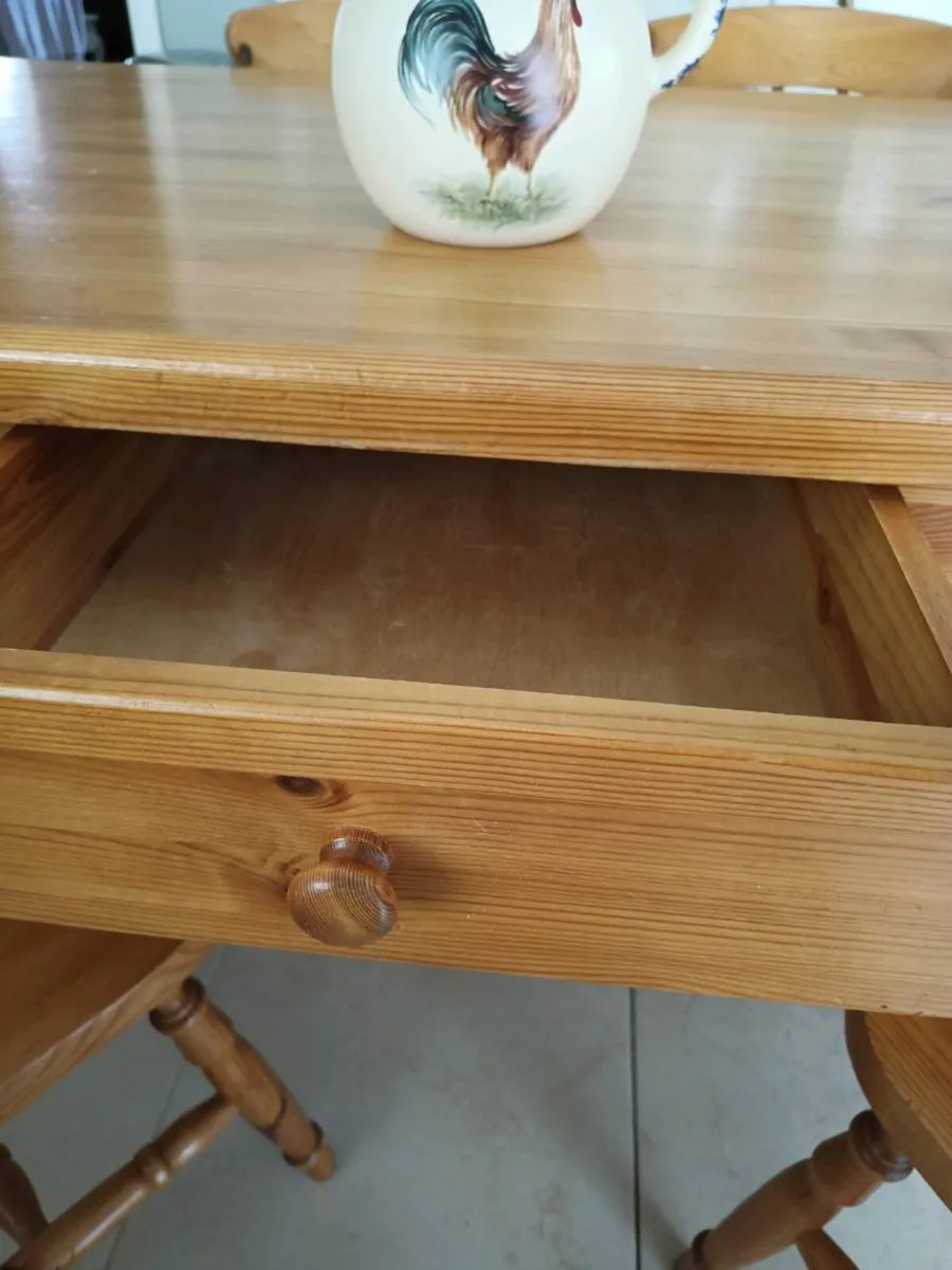 Farmhouse table and chairs - Image 2