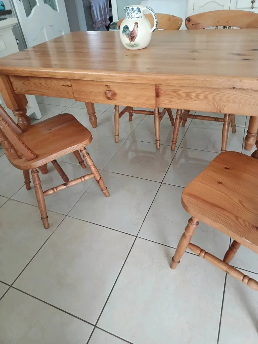 Farmhouse table and chairs - Image 3