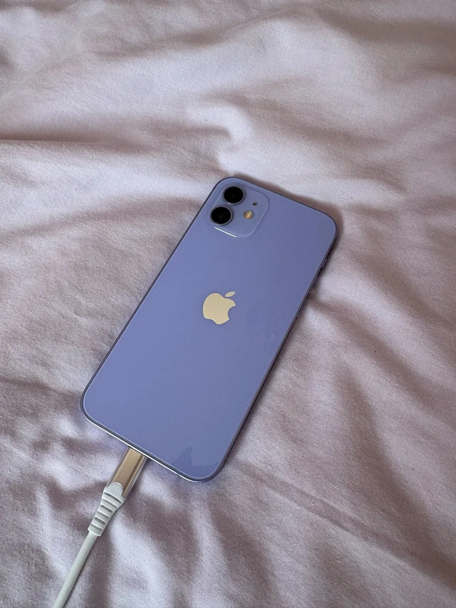 iPhone 12 256gb - Image 1