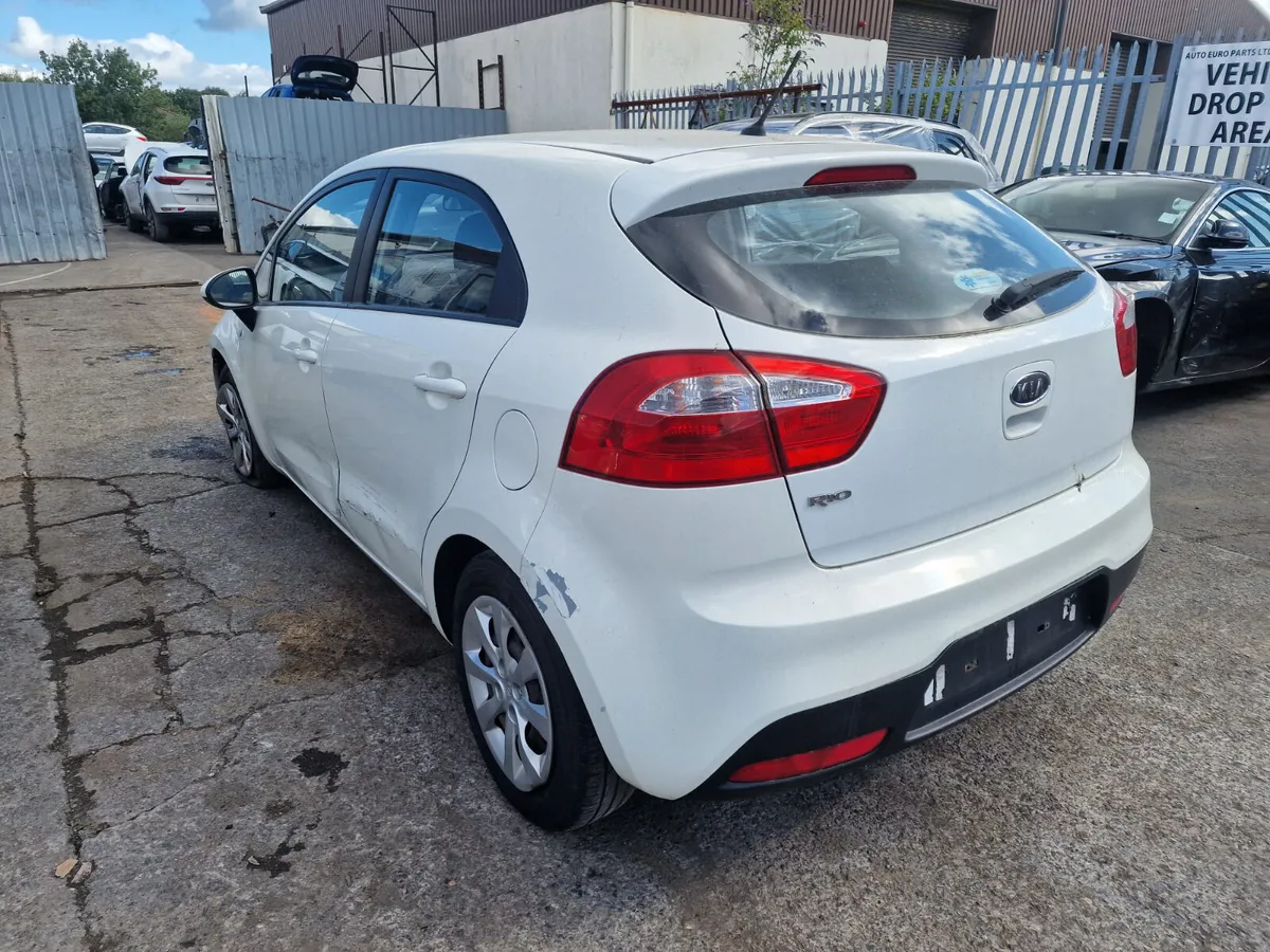 12 KIA RIO  1.3 P (G4LA) FOR BREAKING - Image 4