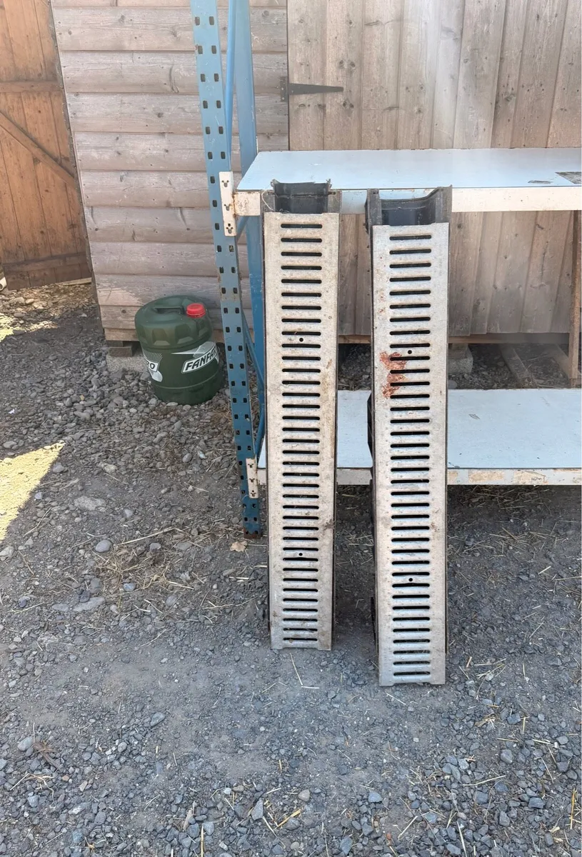 Bits and bobs - Image 1