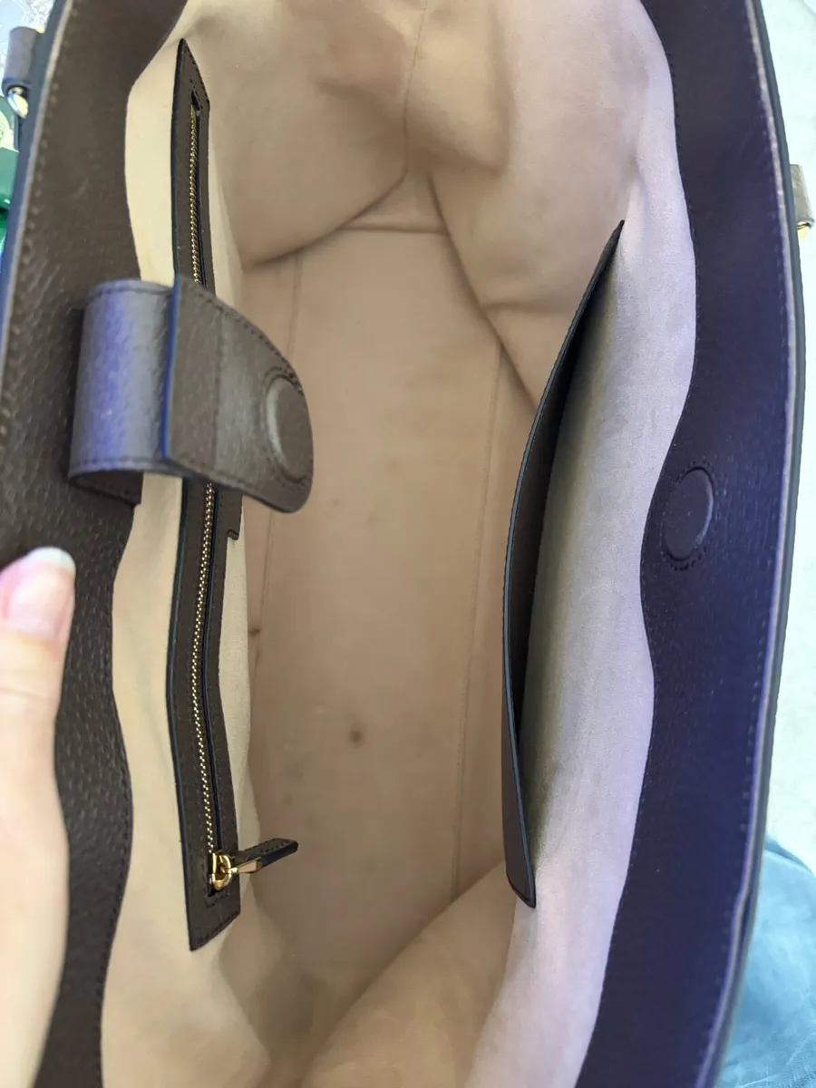 Gucci large Tote - Image 2