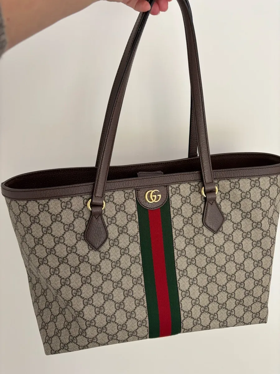 Gucci large Tote - Image 1