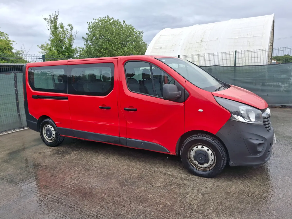 2016 Opel Vivaro  9 seater bus .Drive away - Image 1