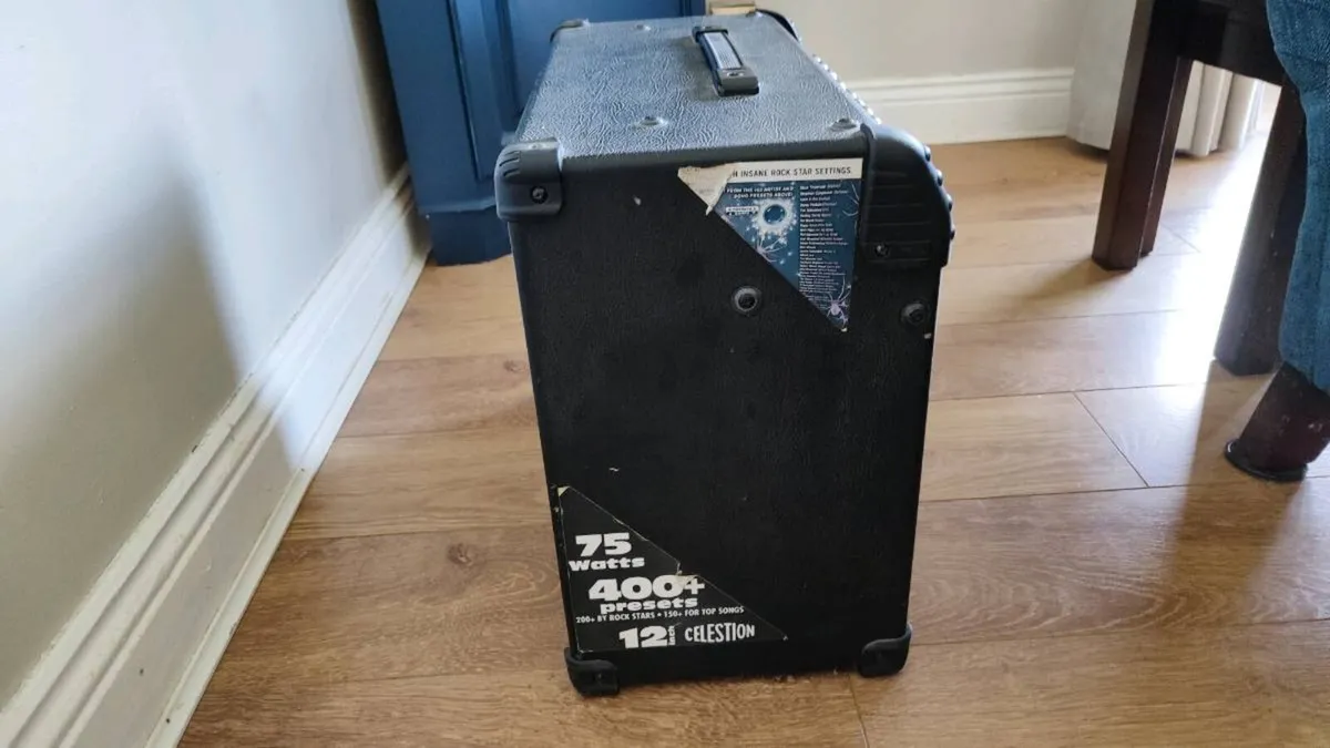 Guitar amplifier - Image 1