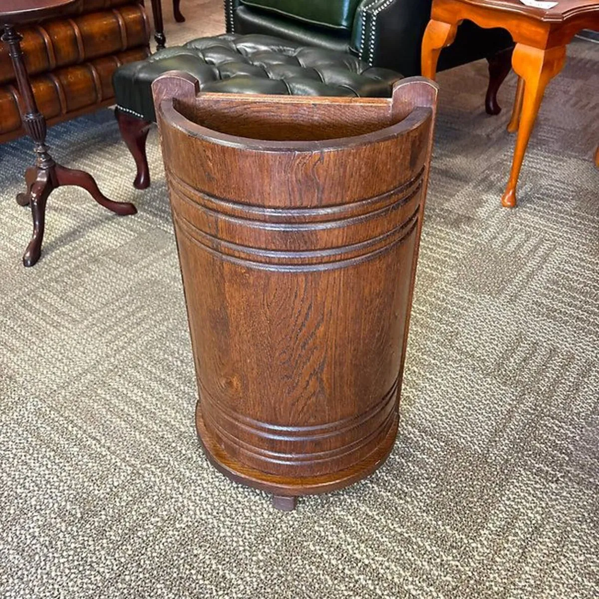 Oak stick stand with curved carrying handles