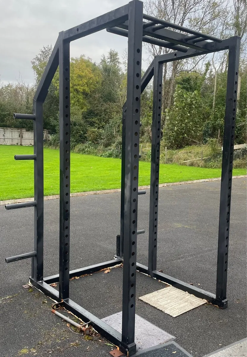 Commercial squat rack - Image 1