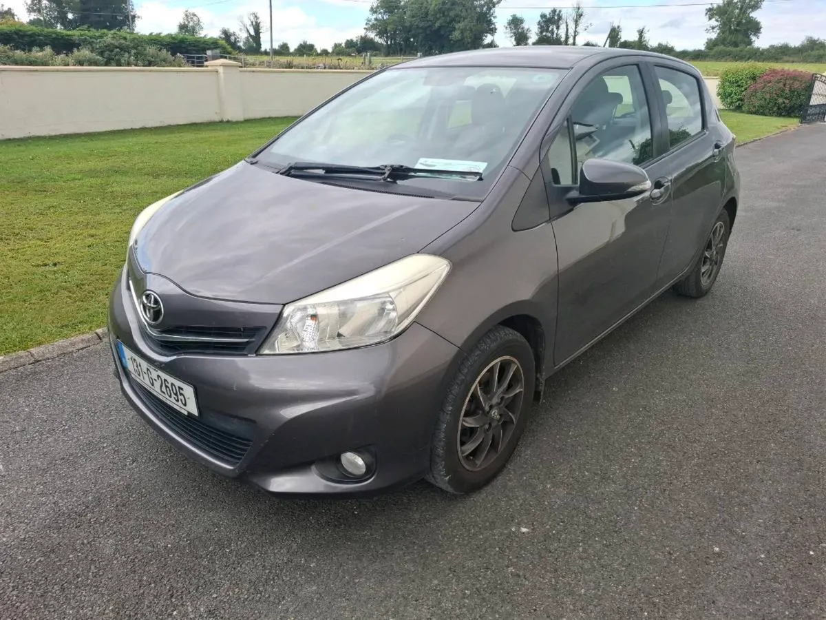 13 yaris 1.0 petrol - Image 4