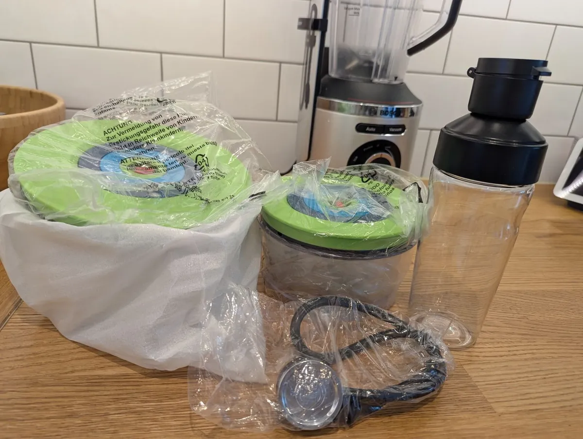 Bosch VitaPower Series 8 Vacuum Blender - Image 3