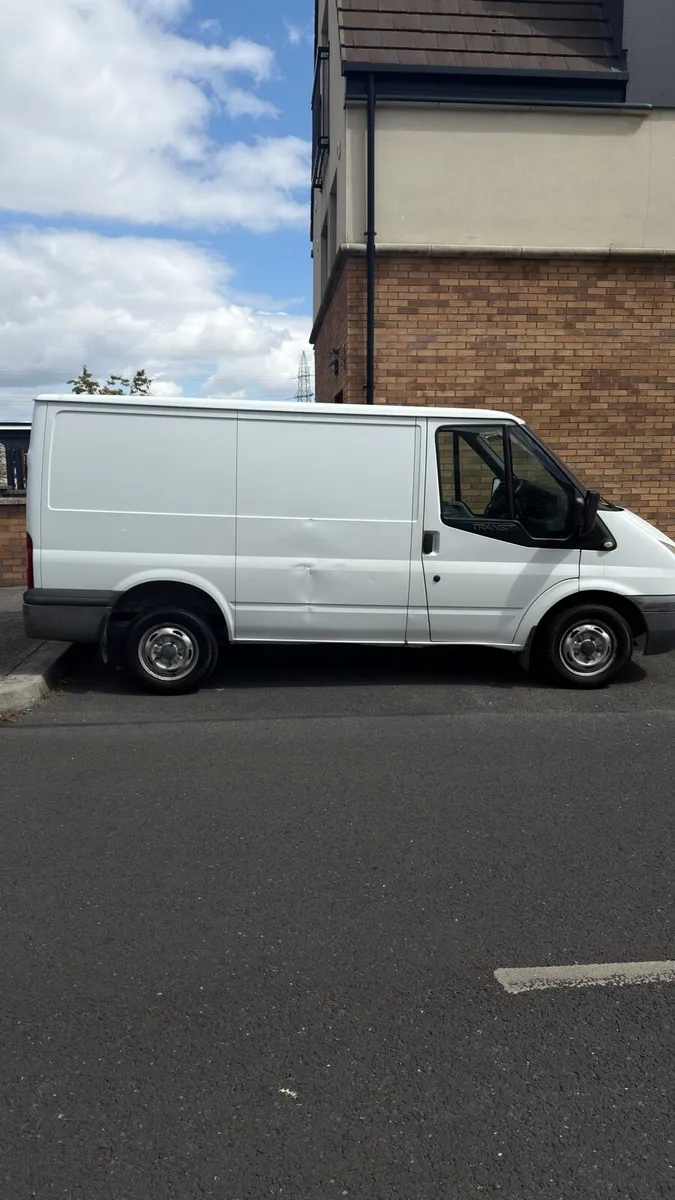 Ford Transit - Image 3