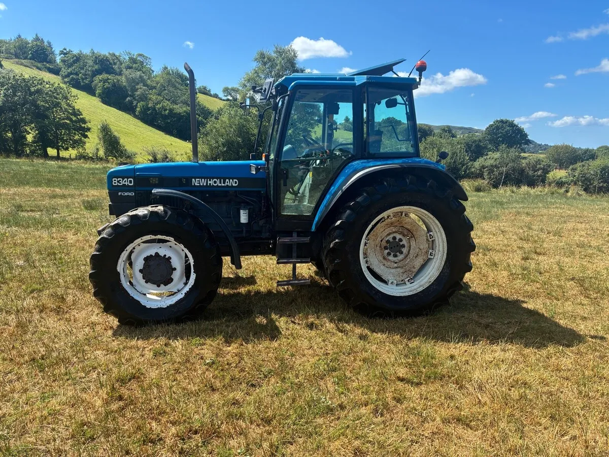 New Holland 8340 - Image 2