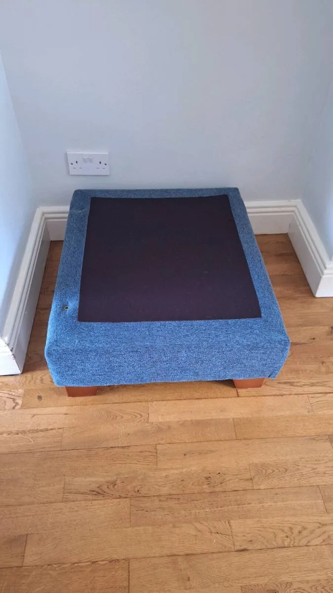 Footstool - Image 3