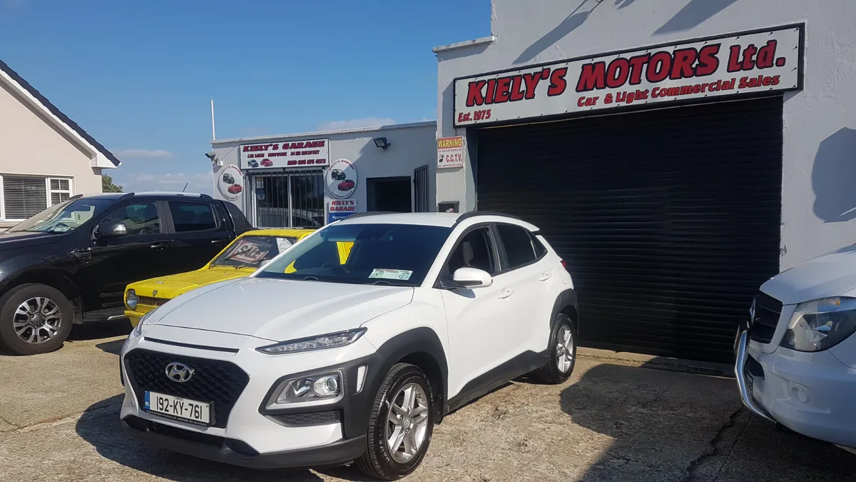 Hyundai KONA 192 AS NEW VAT INVOICE - Image 3
