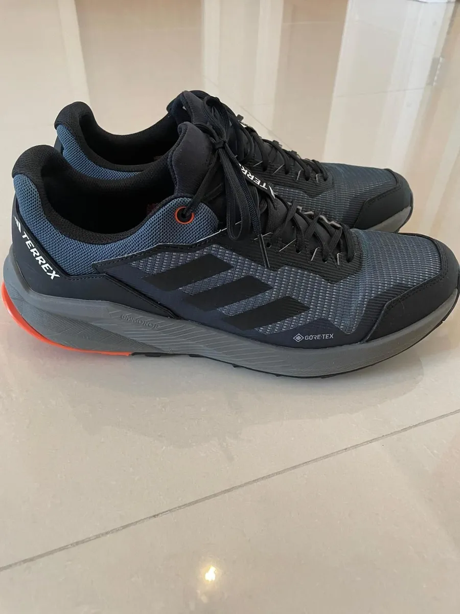 Adidas Terrex Mens hiking/trail shoes - Image 1