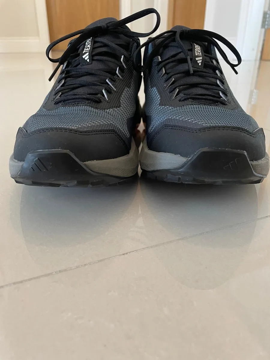 Adidas Terrex Mens hiking/trail shoes - Image 2