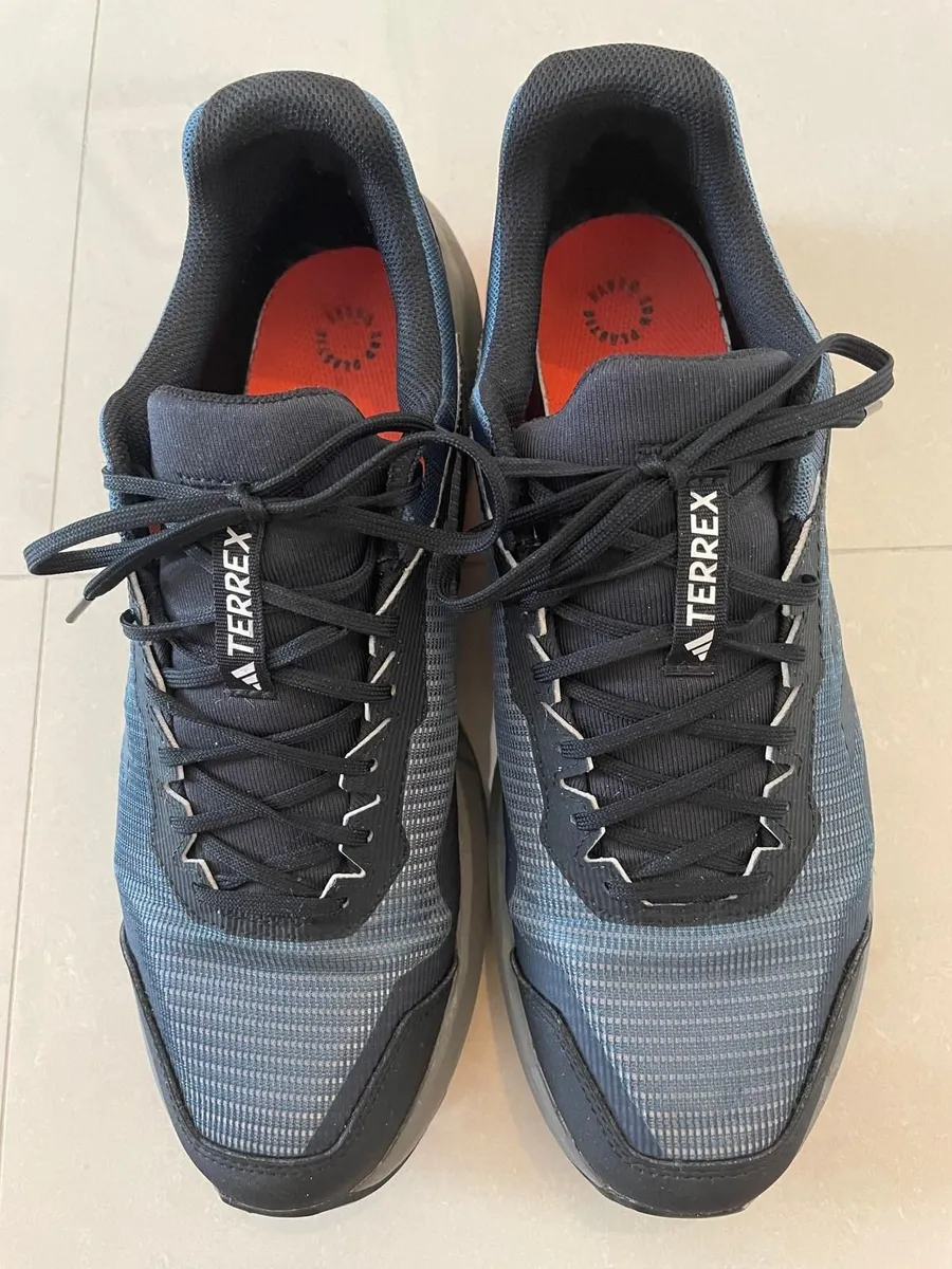Adidas Terrex Mens hiking/trail shoes - Image 3