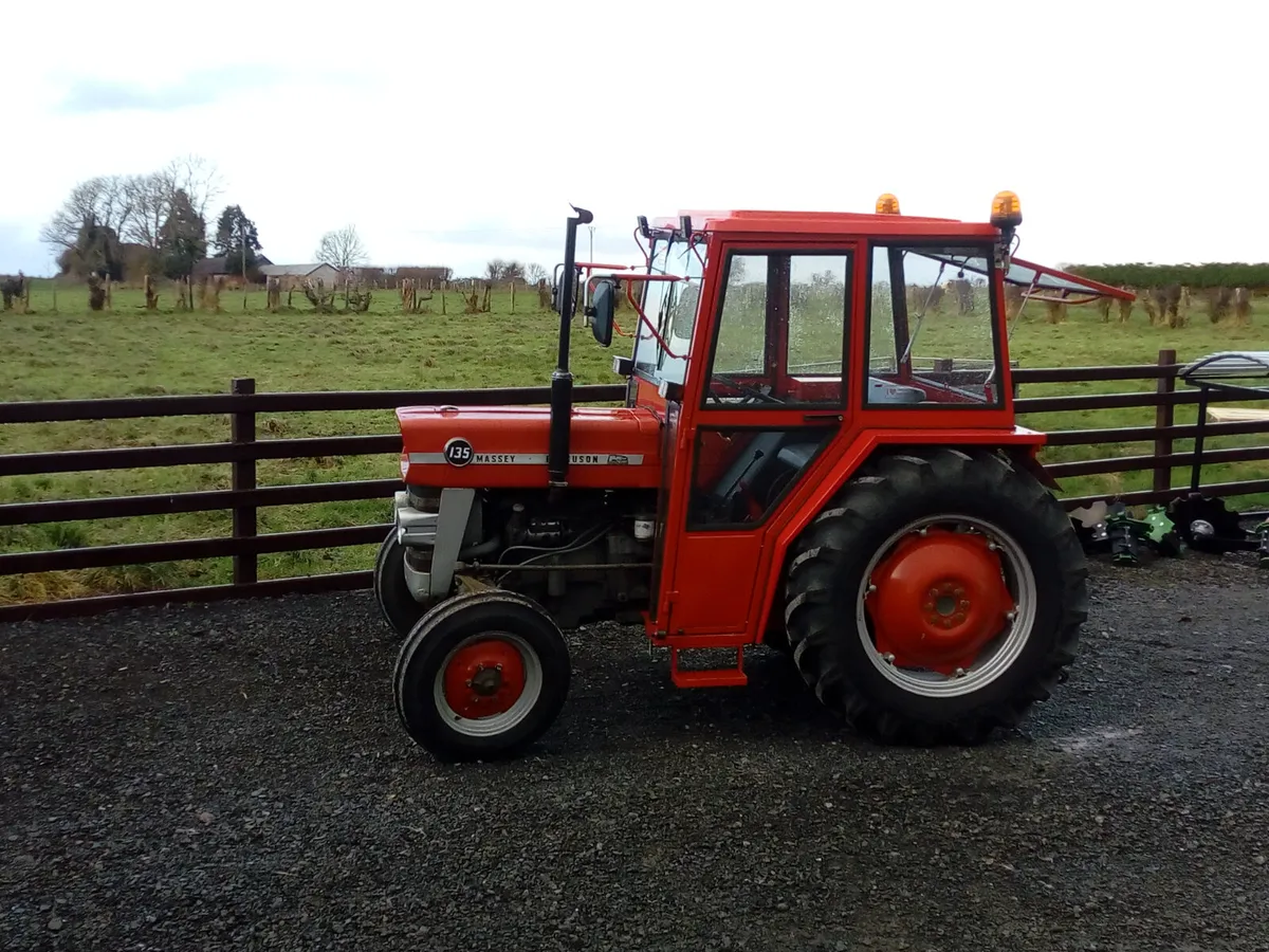 New cab ford  mf - Image 3