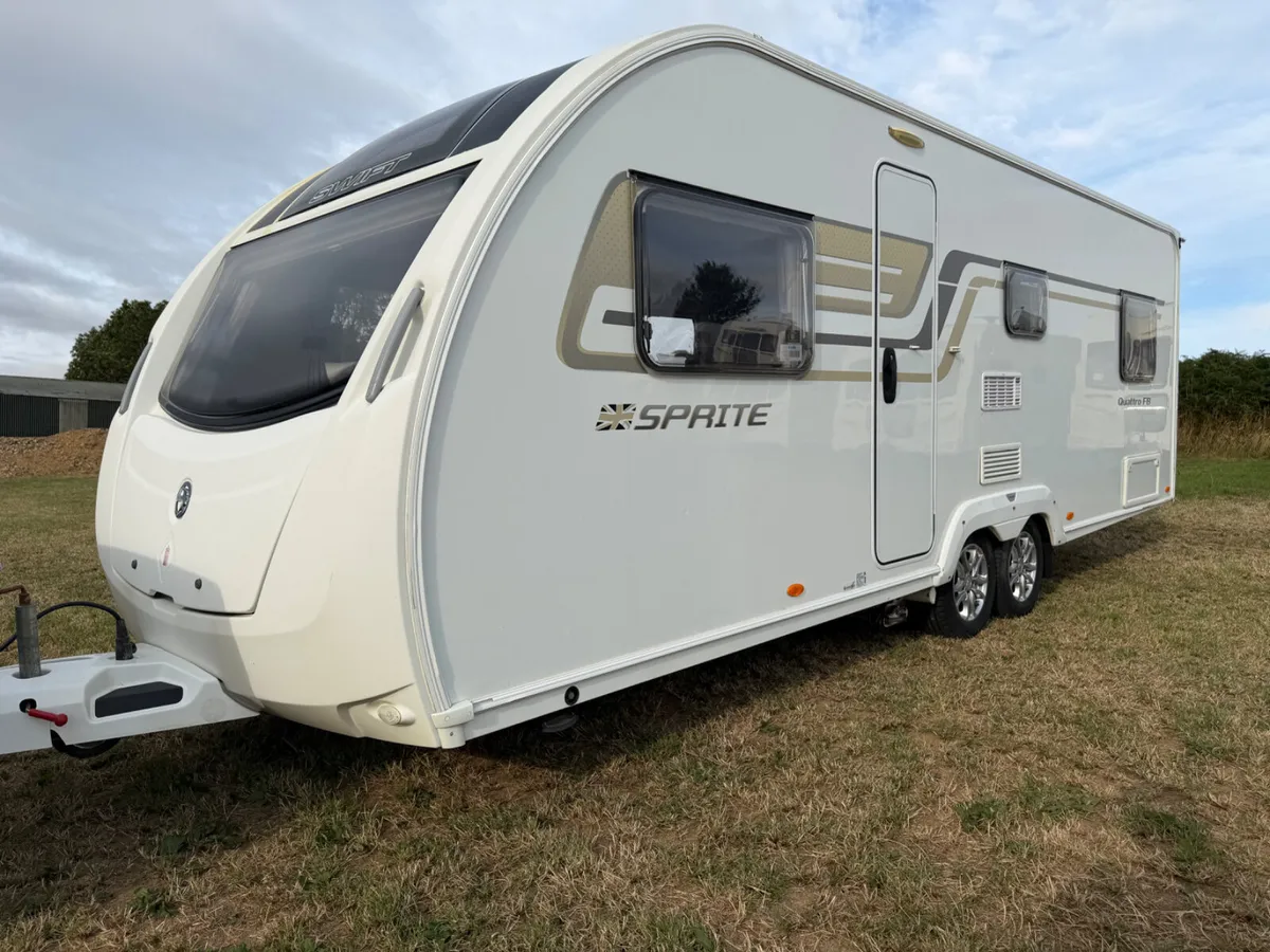 Swift Sprite Quattro FB – 6 Berth - Image 2
