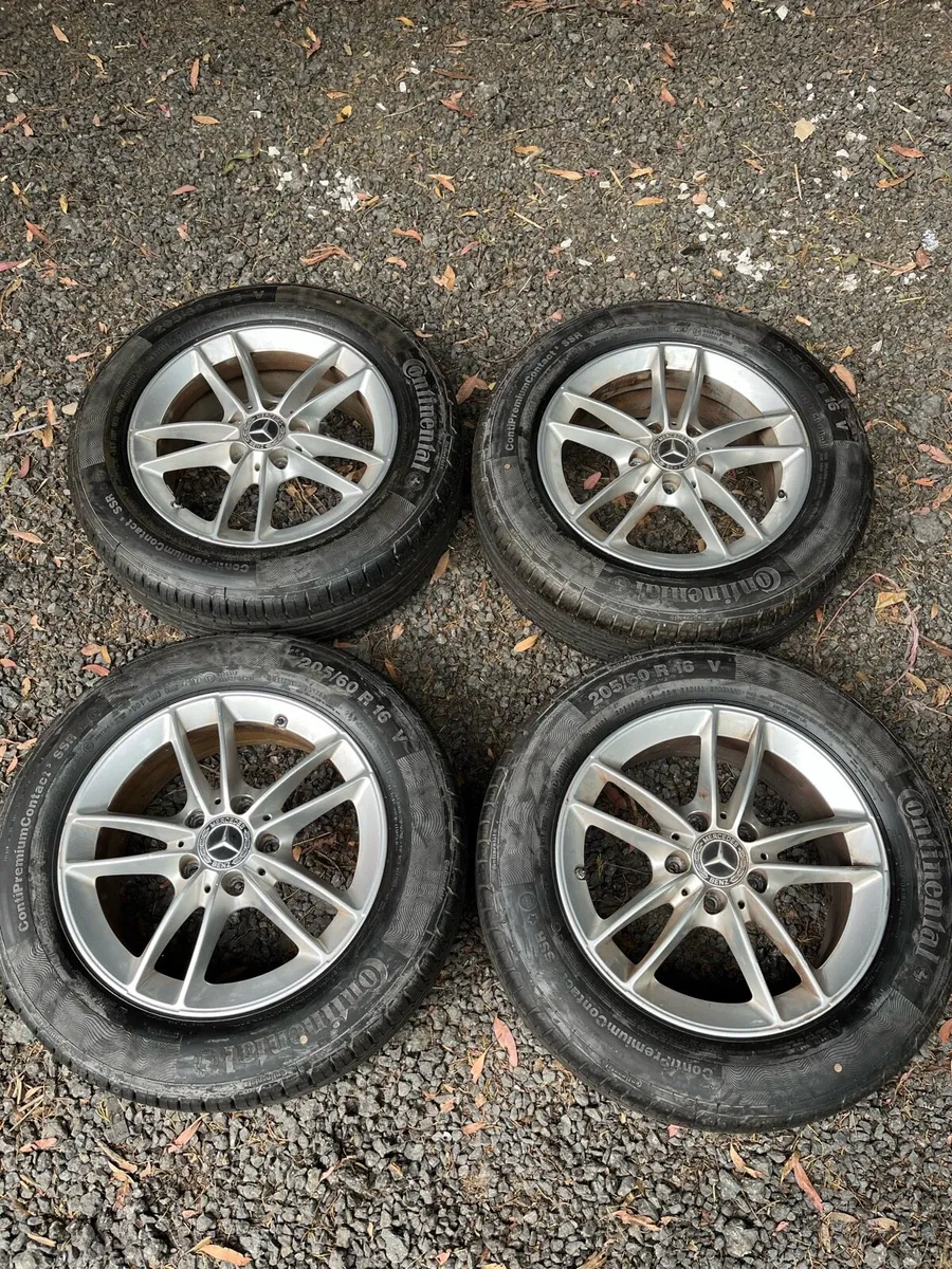 16’ Genuine Mercedes 5x112 alloy wheels - Image 1