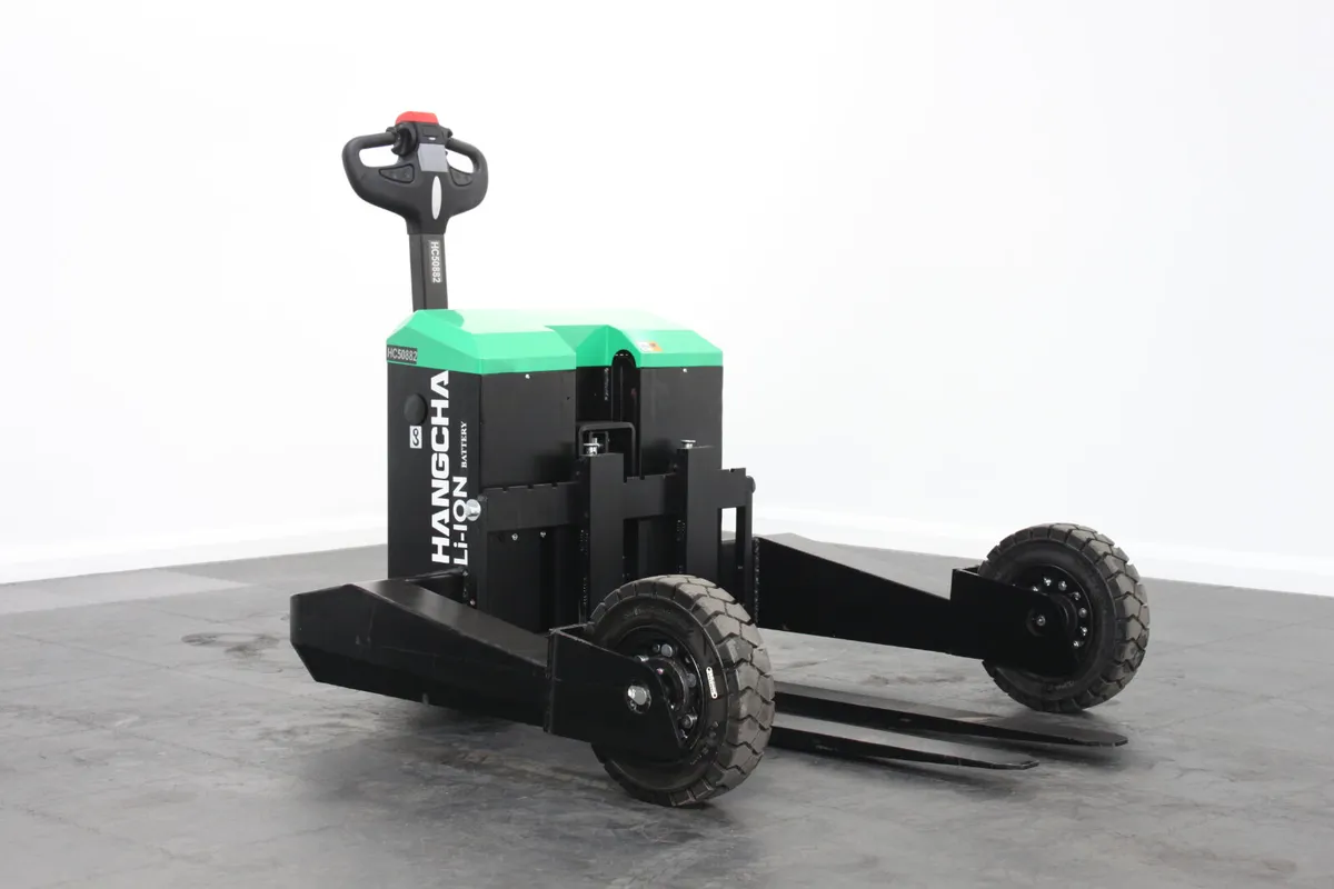 Hangcha RTP15 Rough Terrain Electric Pallet Truck - Image 3