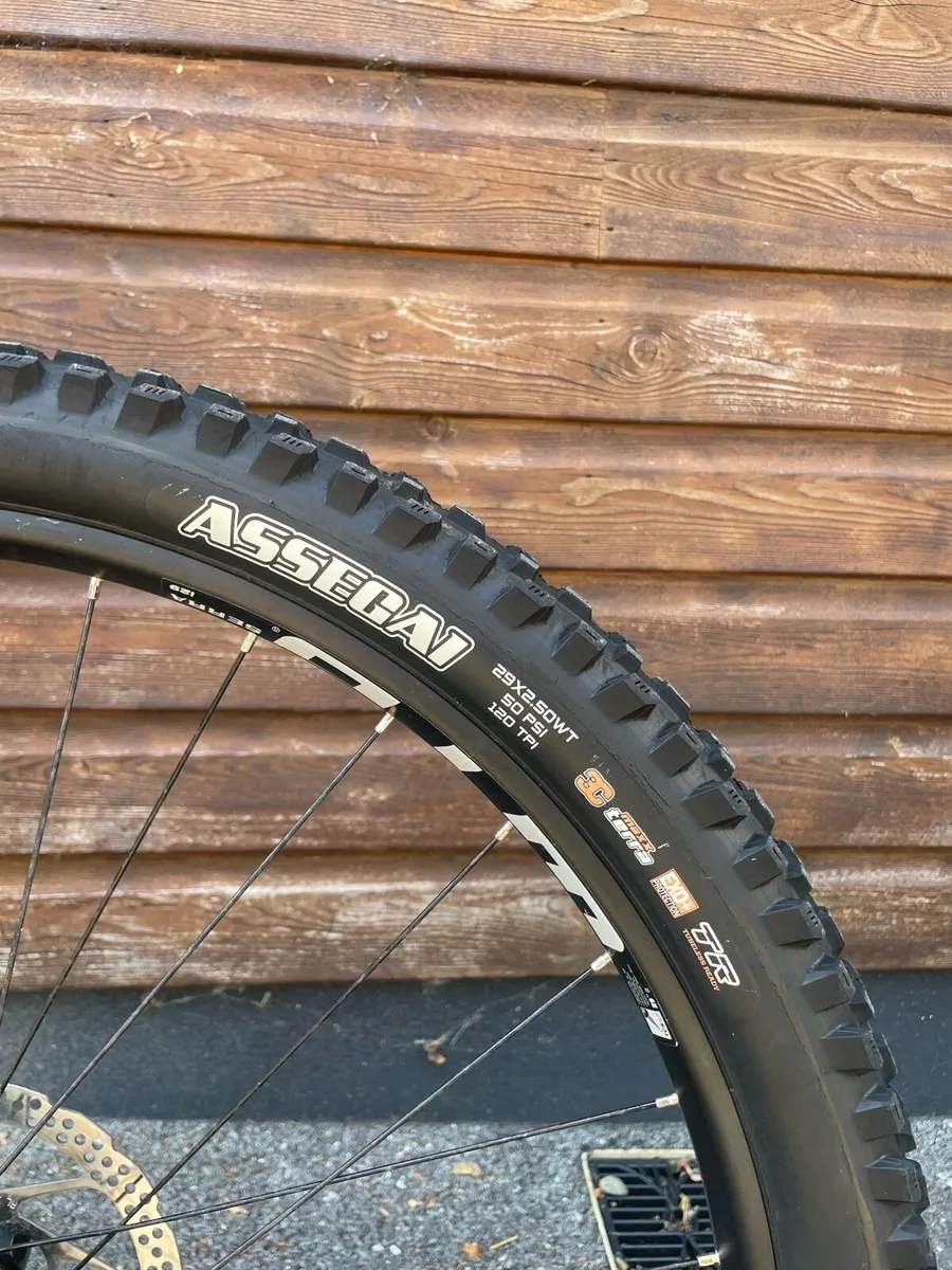 NUKEPROOF SCOUT 290 MTB - Image 3