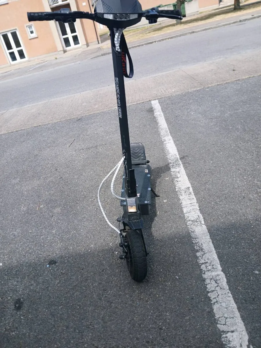 Escooter - Image 4