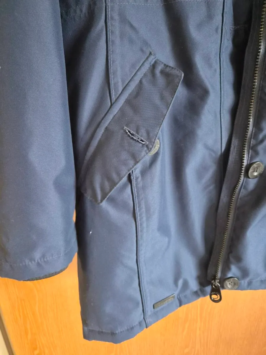 Womens Regatta Waterproof Coat size 18 - Image 3