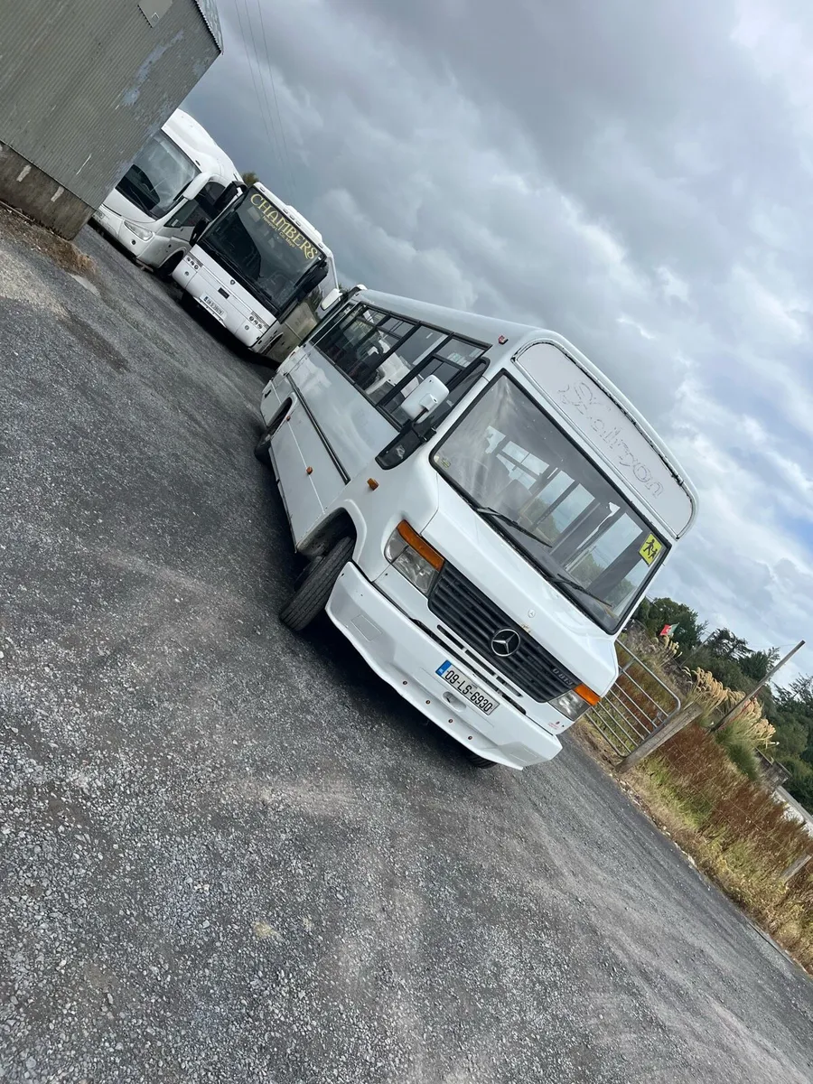 Mercedes 33 seater - Image 1