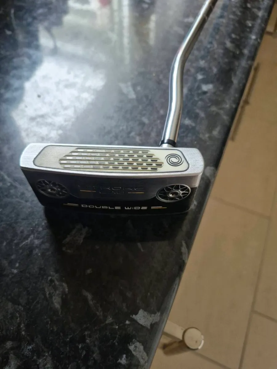 Odyssey White Hot Double Wide Stroke Lab putter - Image 2