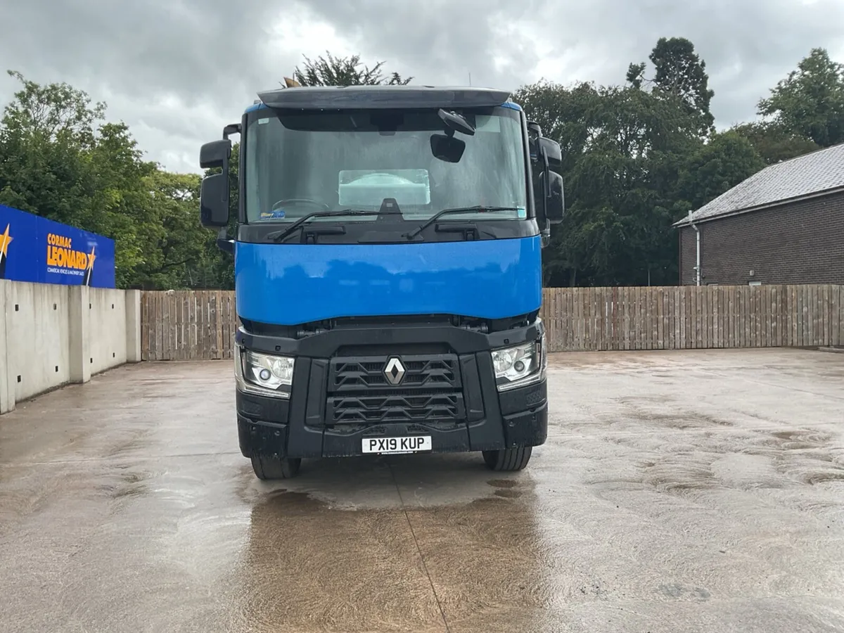 2019 (19) RENAULT TRUCKS C430 8x4 Tridem Mixer - Image 4