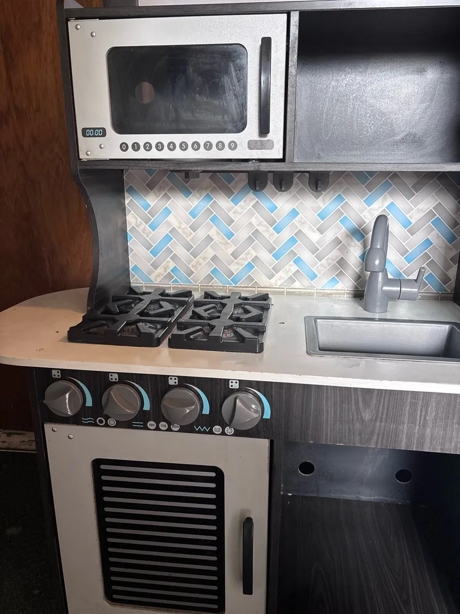 Kids Toy Kitchen - Image 4