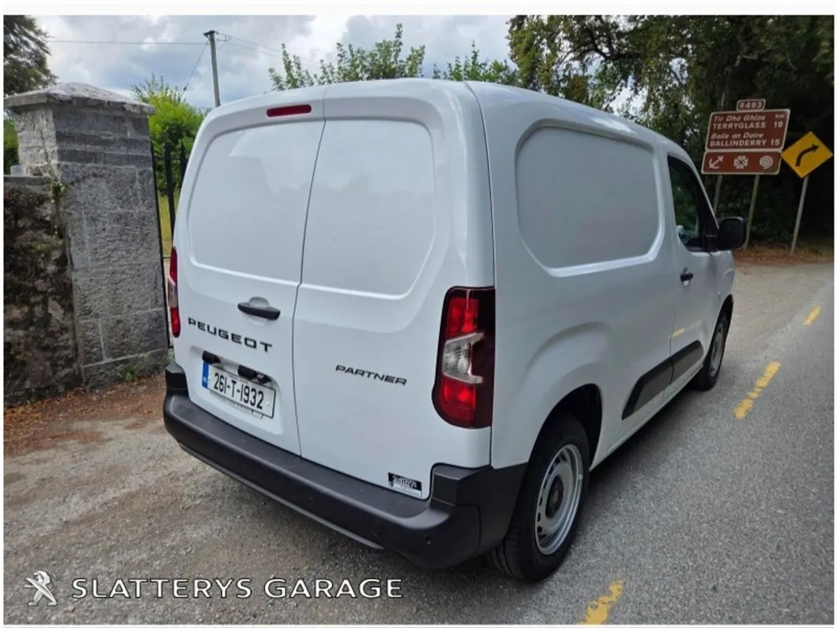 Peugeot Partner PARTNER PRO PLUS1.5 HDI 100 - Image 4