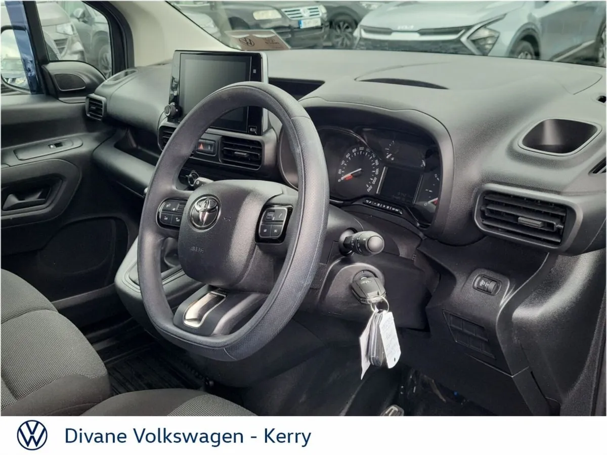 Toyota Proace CITY 15 .DIESEL GX SWB 20300 inc vat - Image 4