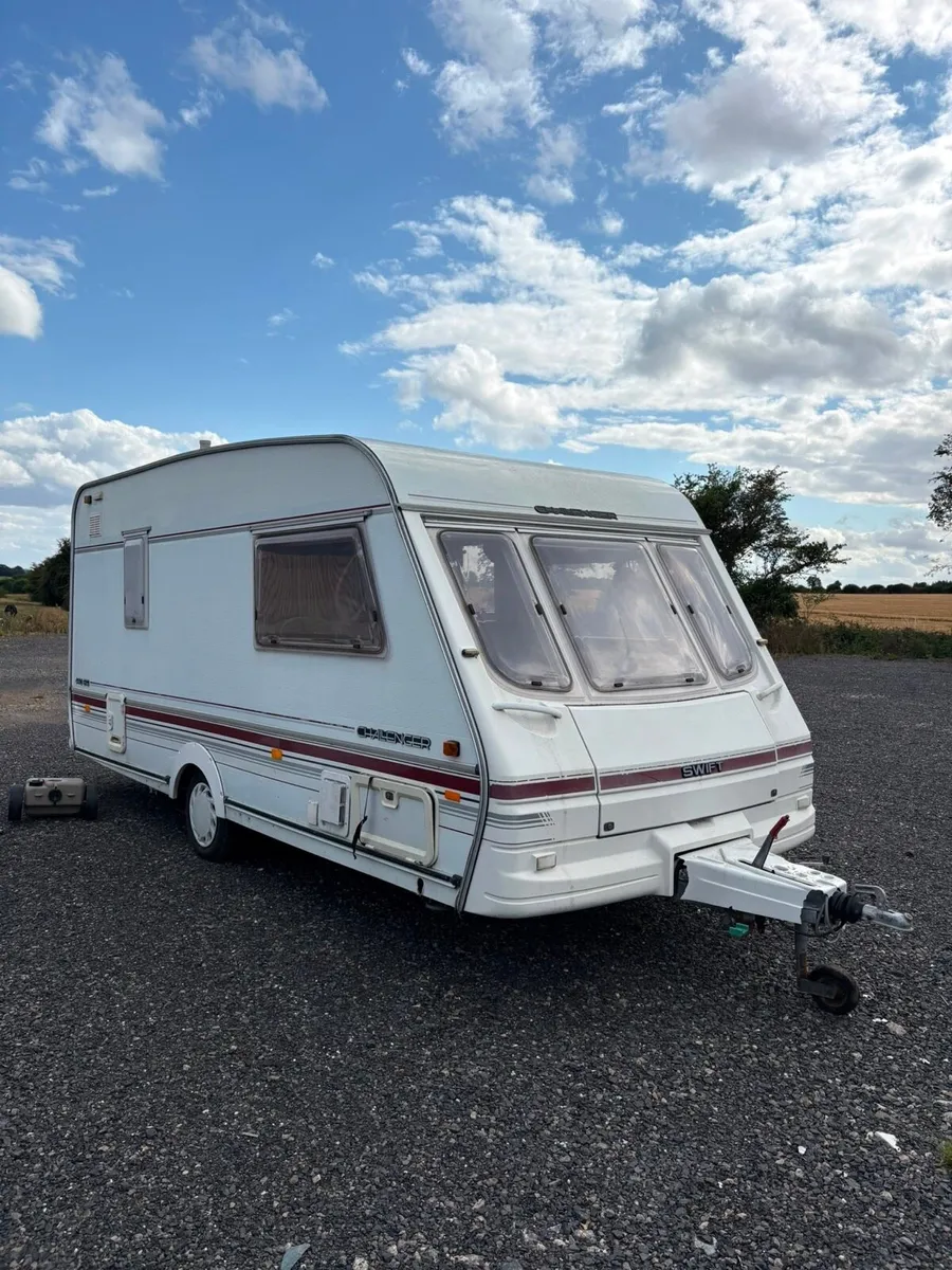 Swift 4 berth perfect festival or project caravan - Image 2