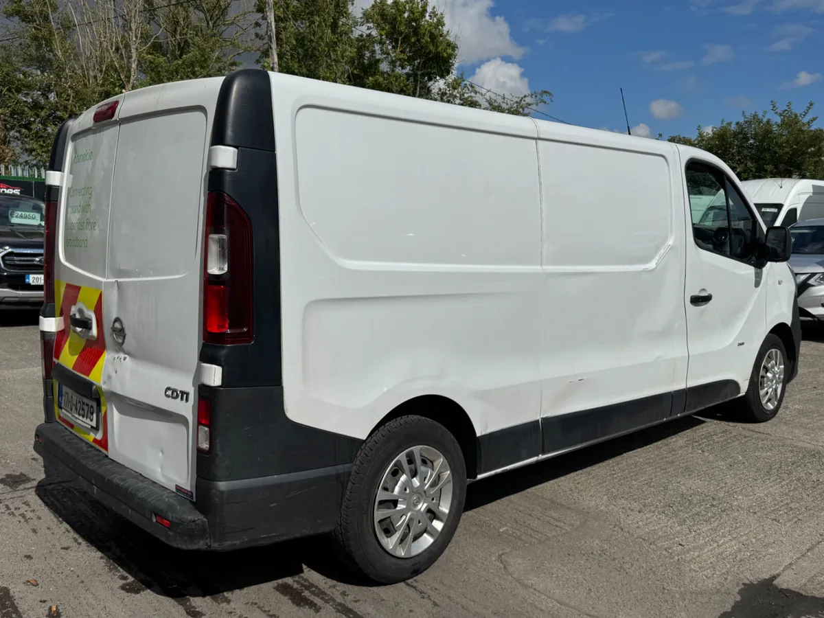 2017 OPEL VIVARO - Image 4
