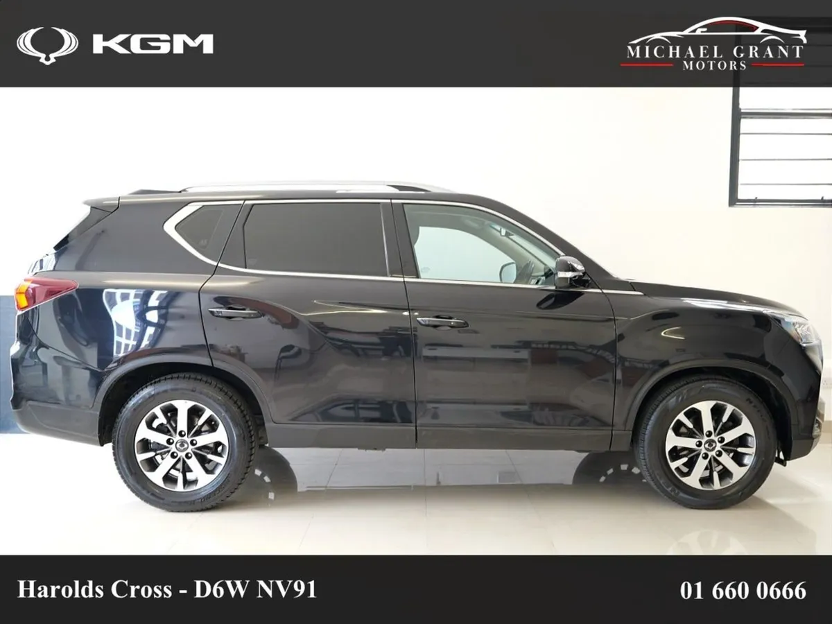 SsangYong Rexton 4WD AUTOMATIC 2.2 DSL 4X4 2 SEAT - Image 4