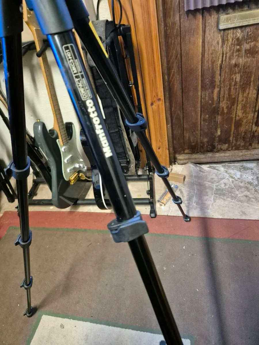 Manfrotto camera stand - Image 2