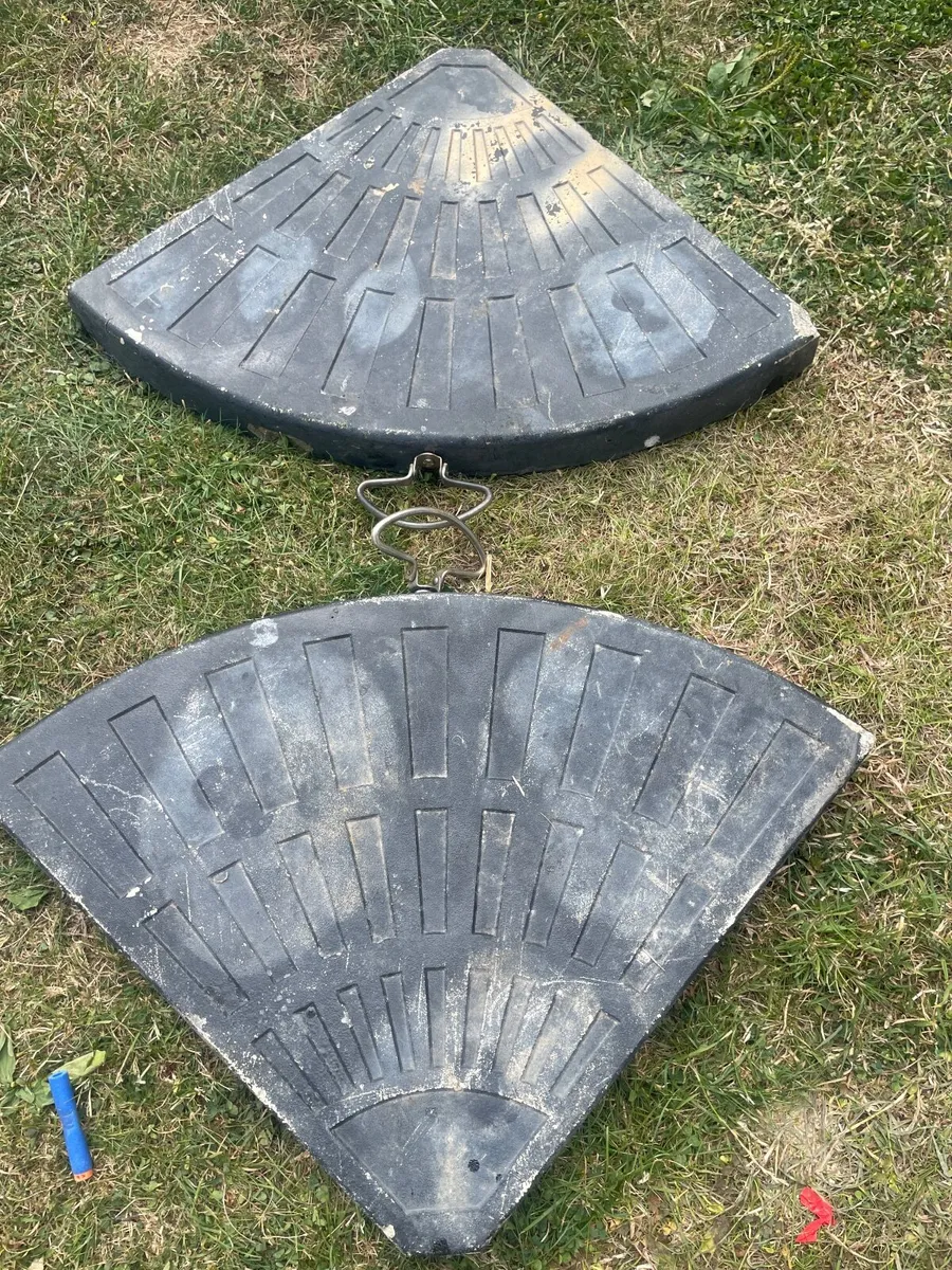Garden umbrella weights